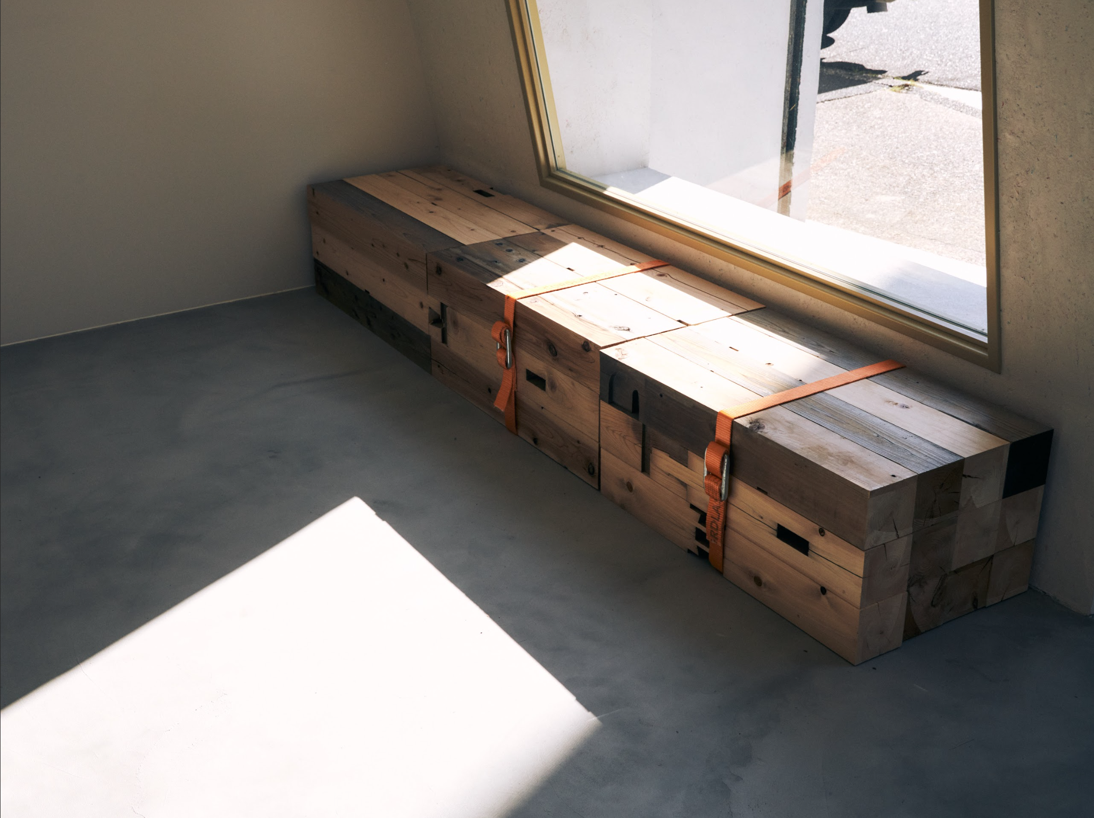 Circular Photo Studio